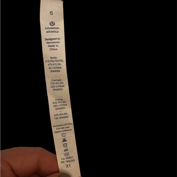 Lululemon tank top with built in bra - Picture 3 of 3